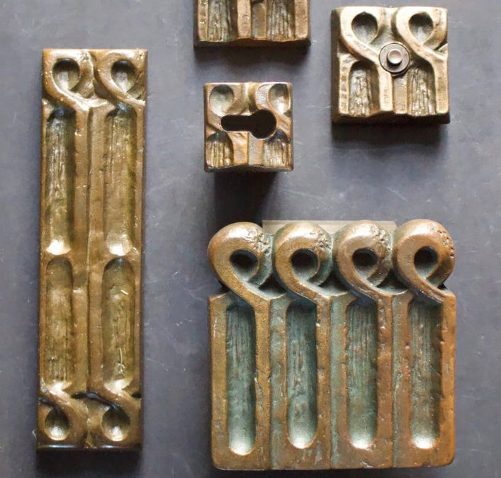 Bronze 5 Piece Door Furniture Set with Abstract Design